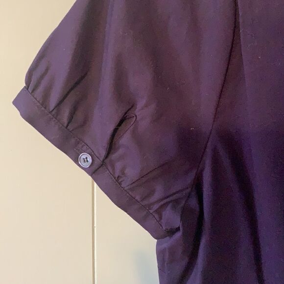 The Limited Navy Short Sleeve Blouse Size Small - Picture 4 of 4